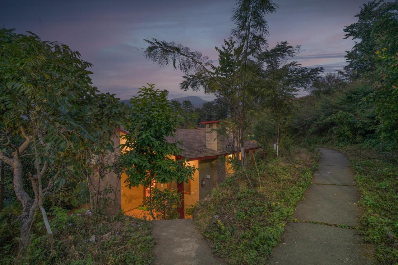 Lahermitage Resort Lansdowne Dış mekan fotoğraf