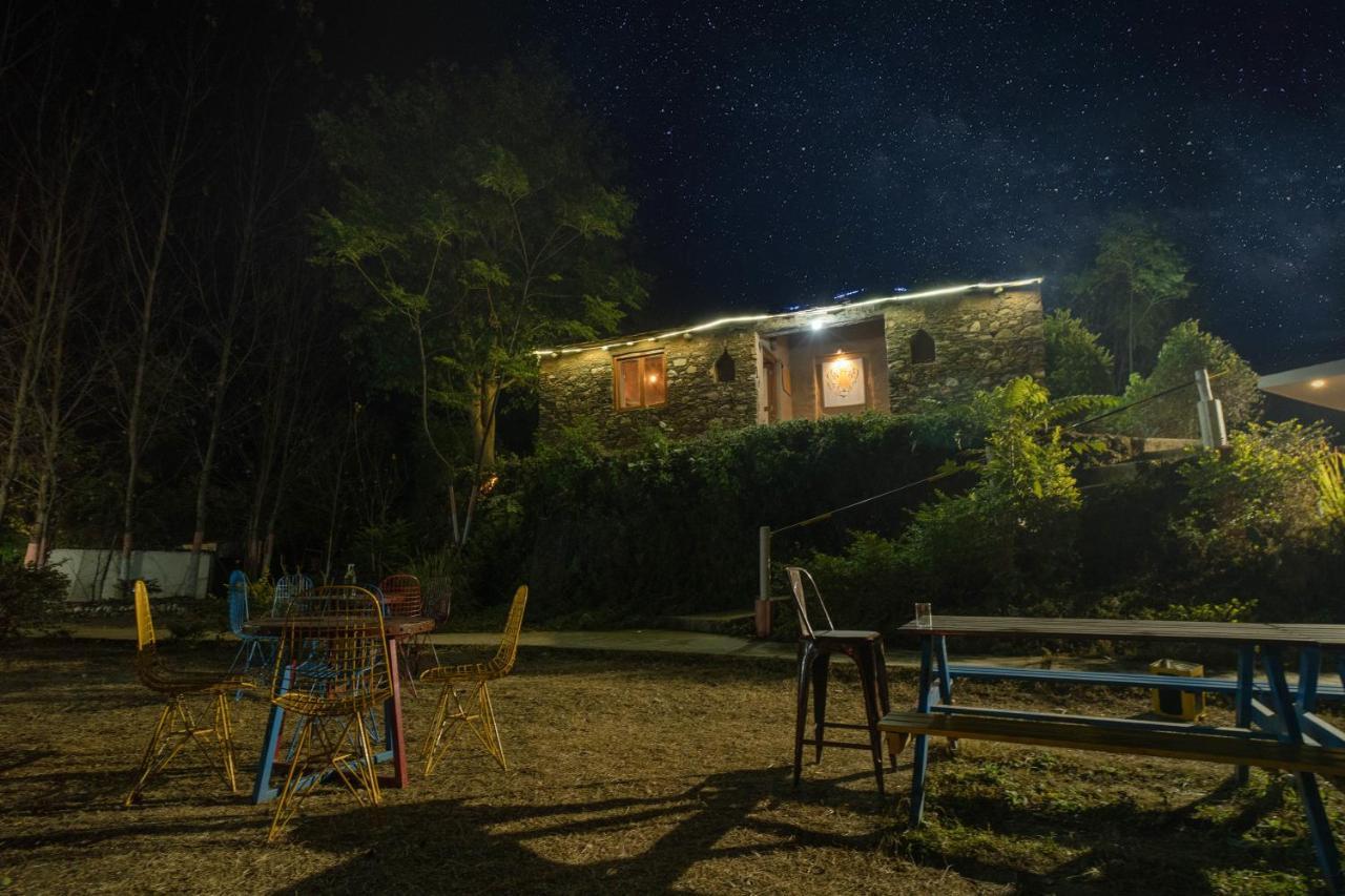 Lahermitage Resort Lansdowne Dış mekan fotoğraf