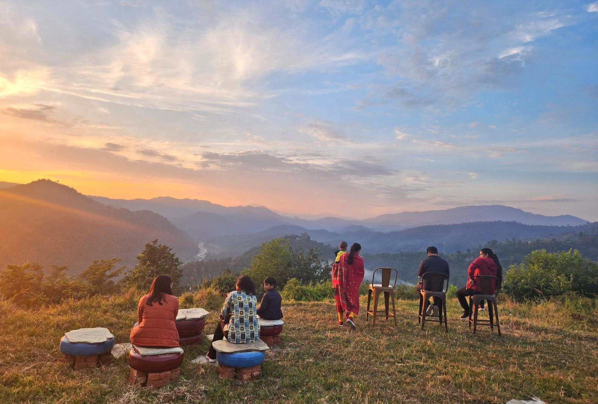 Lahermitage Resort Lansdowne Dış mekan fotoğraf