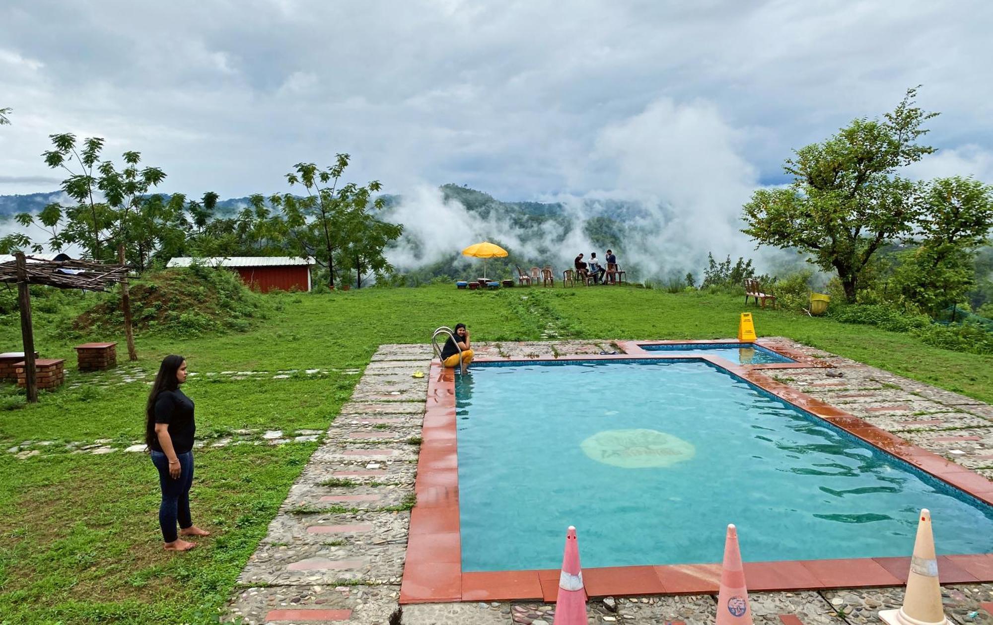 Lahermitage Resort Lansdowne Dış mekan fotoğraf